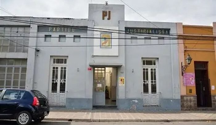 Belgrano Cargas PJ salteño Gustavo Sáenz exigen obras