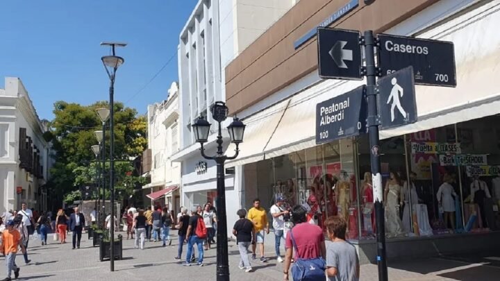 comercios Salta Crisis centro bajan persianas asfixiante presión
