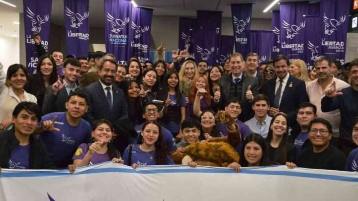 Karina Milei se reunió con jóvenes libertarios salteños: "la tacharon a la olmedista Orozco"