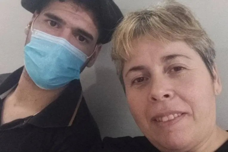 Tragedia en Entre Ríos: una madre que le donó un riñón a su hijo murió junto a él en un choque fatal