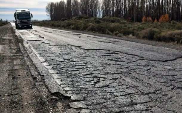 La Unión Tranviarios Automotor denunció el peligroso abandono de las rutas nacionales y exigió respuestas al Gobierno