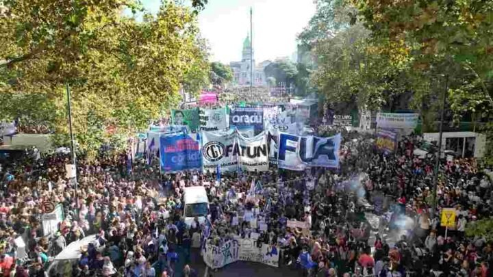 Paro universitario nacional: docentes y no docentes inician una semana de lucha contra el ajuste de Milei