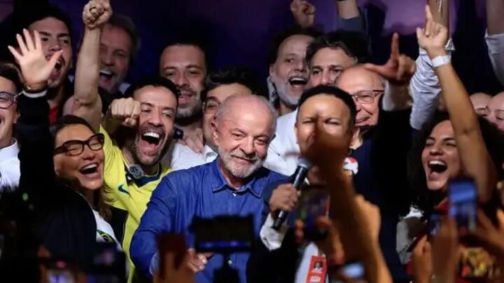 Lula se impuso en el balotaje de Brasil y gobernará por cuarta vez: "El voto fue clave para fortalecer la democracia"