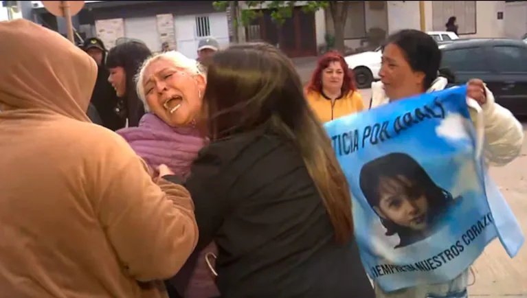 “Malparida, vos la entregaste a tu hija”: los insultos contra la madre de Aralí Vivas tras ser condenada a prisión perpetua