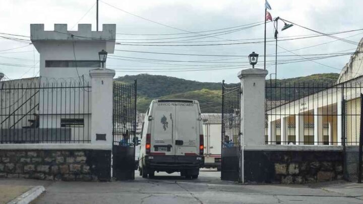 Falleció un interno en la Unidad Carcelaria de Villa Las Rosas: aguardan el informe forense