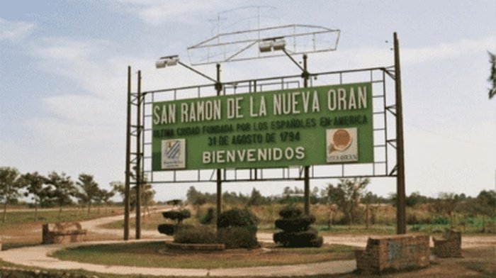 Tragedia en Orán: un chico de 13 años está grave tras recibir una brutal patada de un caballo mientras jugaba al fútbol