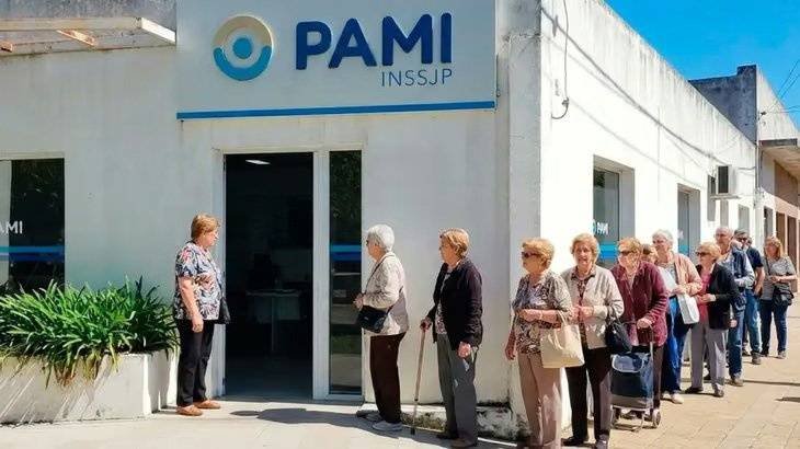 Paro nacional de médicos y odontólogos del Pami: exigen una urgente actualización de honorarios