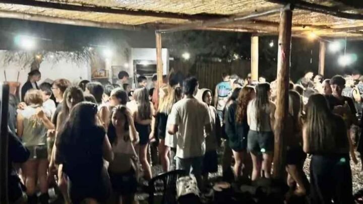 Policía y empleado de SADAIC cobraban aranceles falsos en Salta