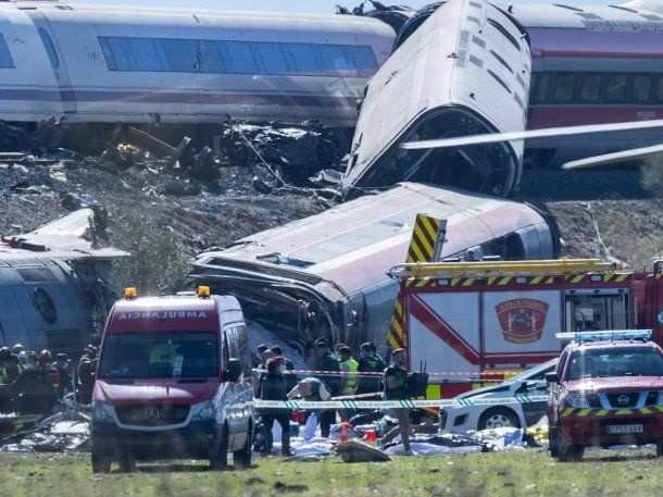 Tragedia en España: el tren Ave circulaba a casi 200 km/h al momento del brutal impacto contra el Iryo en Toledo