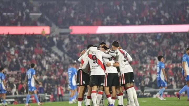 River le ganó a Estudiantes de Río Cuarto, se acercó a los playoffs y condenó a su rival al descenso
