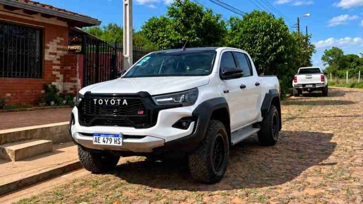 Robo comando en Dragones: buscan intensamente una Toyota Hilux para evitar que cruce la frontera a Bolivia