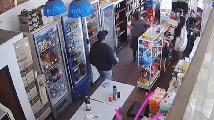 robo Plaza Alvarado Furia mujer quedó filmada robando comercio es