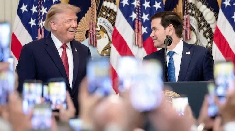 Escándalo diplomático: senadores demócratas acusan a la Administración Trump de interferir en elecciones de Brasil y