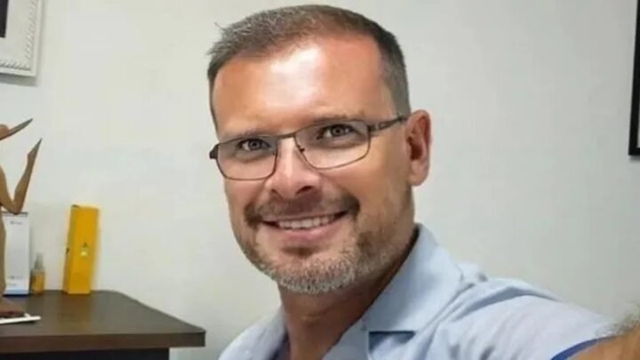 Gustavo Osmar Kumiega Te vendría bien doctorcito amoroso chats