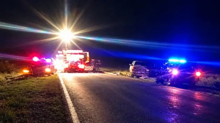 Tragedia en Santa Fe: tres jóvenes murieron atropellados por una camioneta mientras cambiaban una rueda en la Ruta