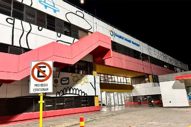 Tragedia en Córdoba: un hombre de 48 años murió tras atragantarse mientras cenaba en su casa